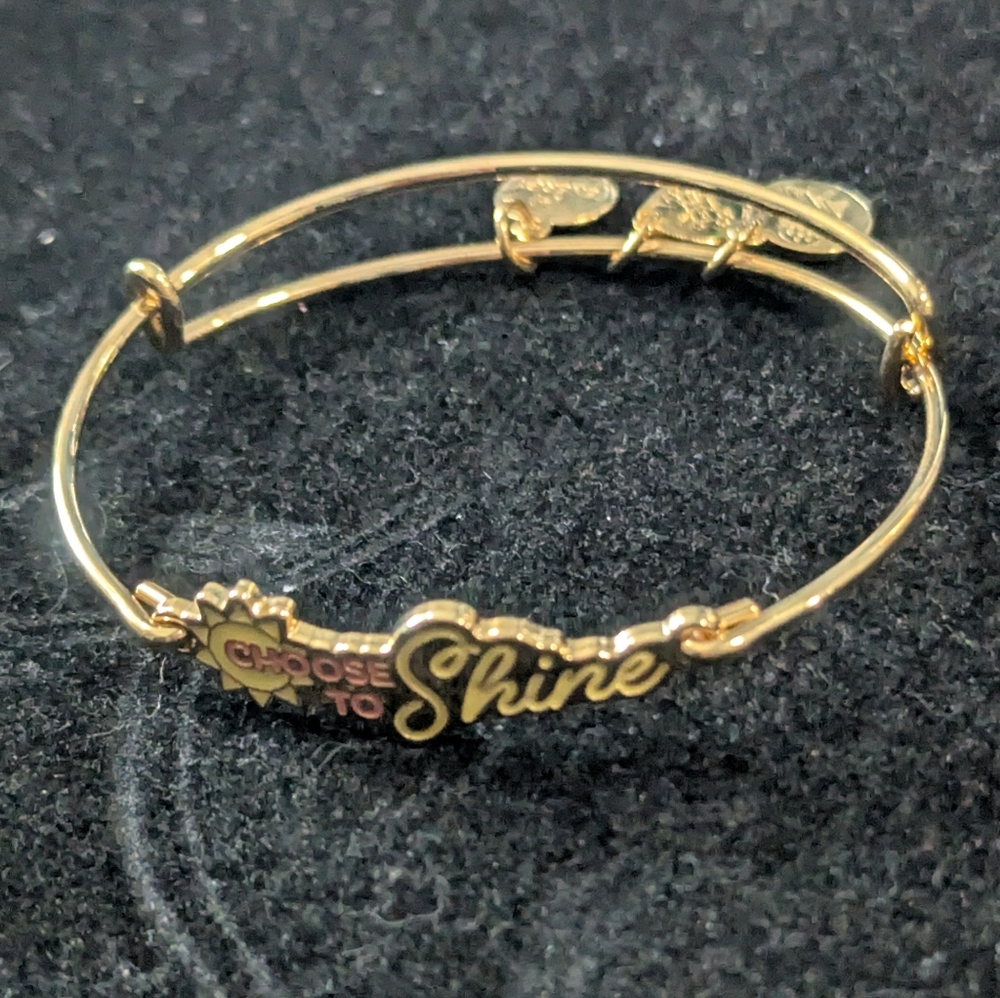 Gold 'Choose to Shine' Bracelet
